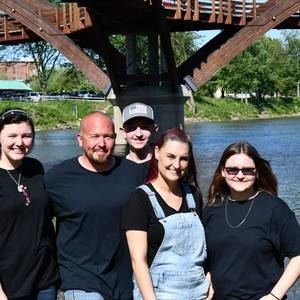 Meet your Posher, Dana